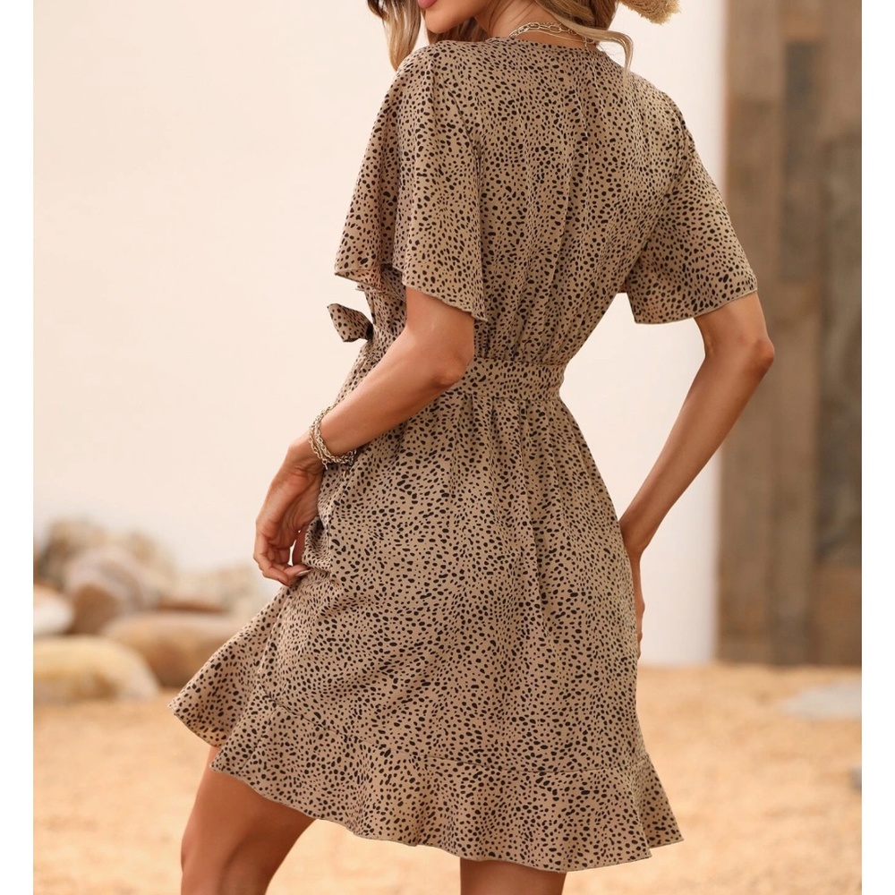 Leopard Print Butterfly Sleeve Belted Mini Dress - Picture 3 of 8